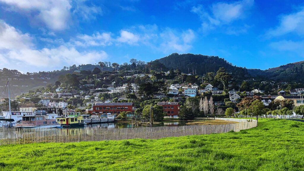Veduta di Sausalito, vicino San Francisco in una giornata di sole